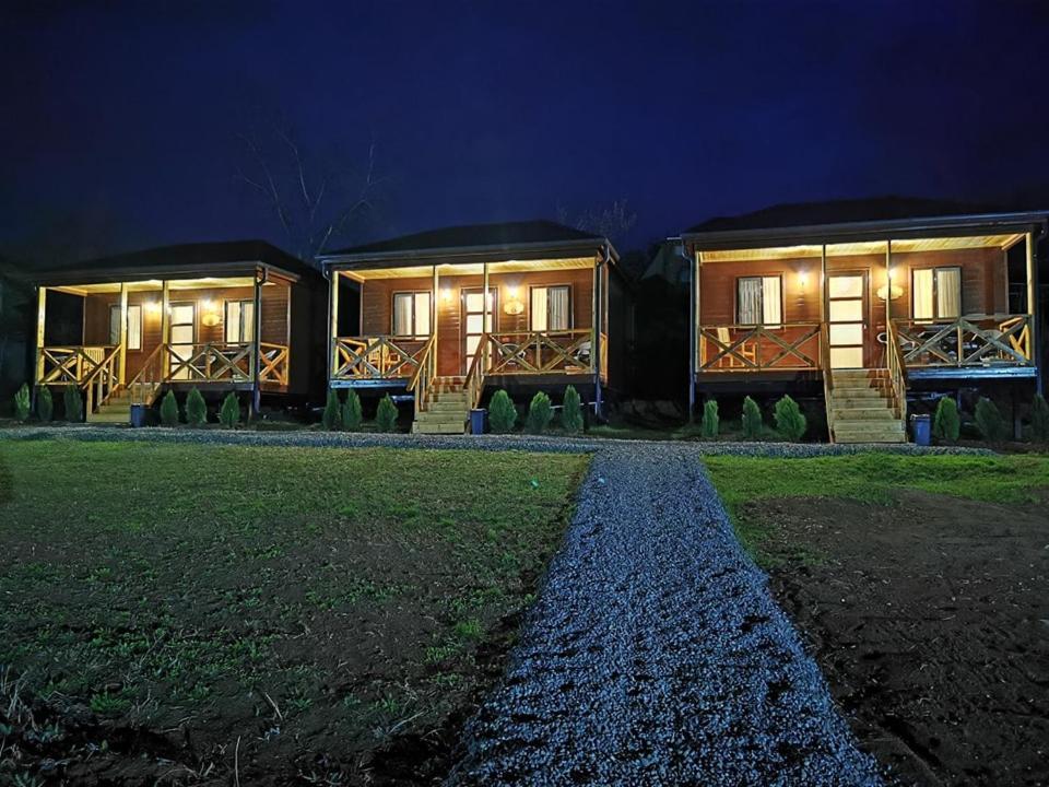 Chateau Ateni Cottages Gori Exteriör bild
