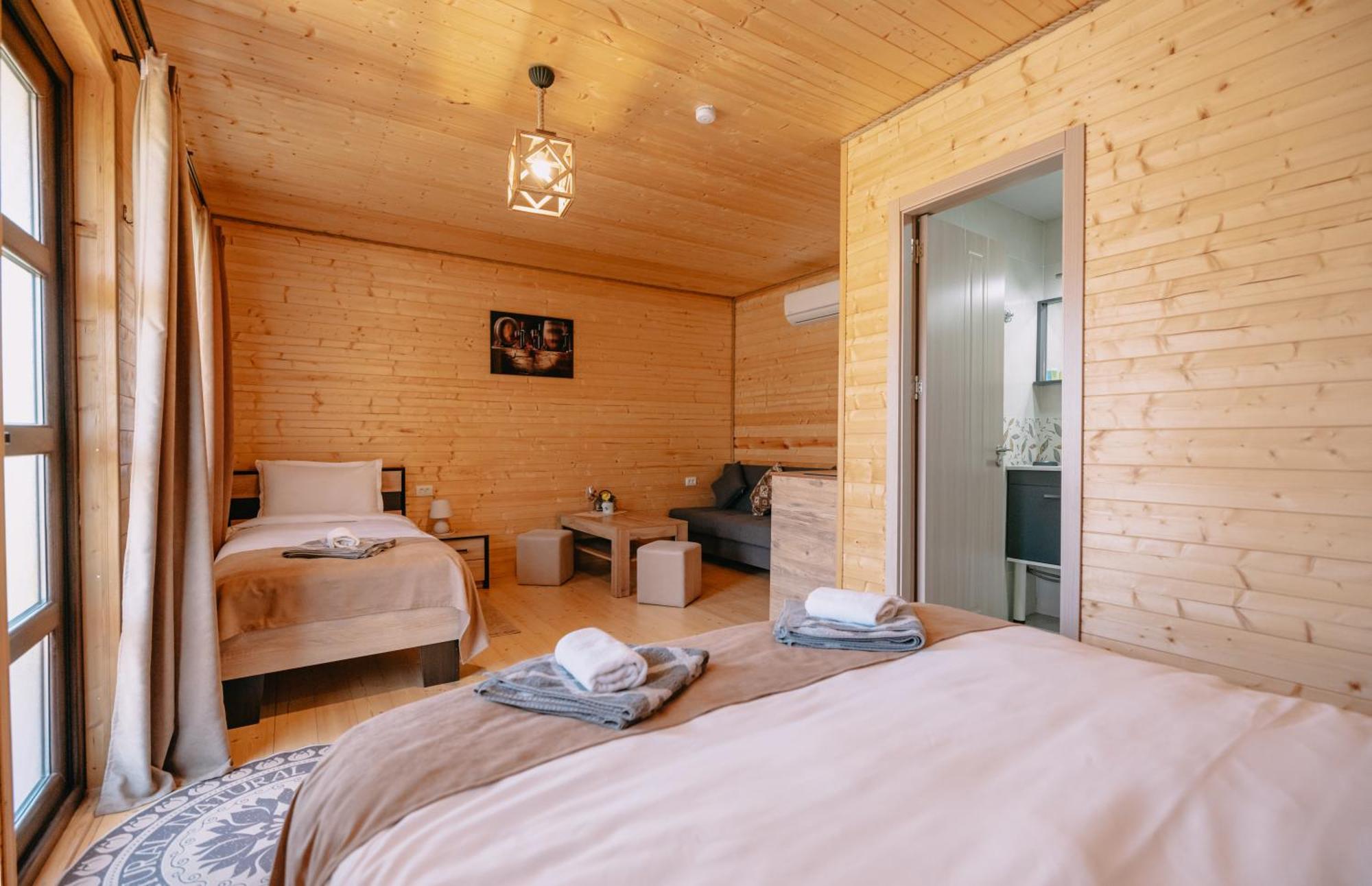 Chateau Ateni Cottages Gori Exteriör bild